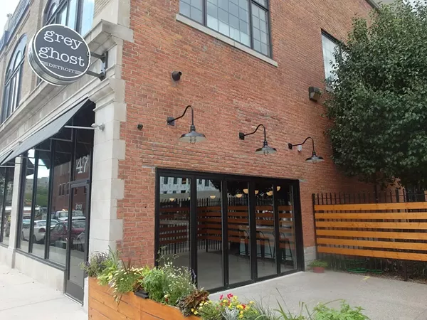 Detroit's Grey Ghost named one of Yelp's top restaurants in the U.S. for 2022 - Vimarsana News