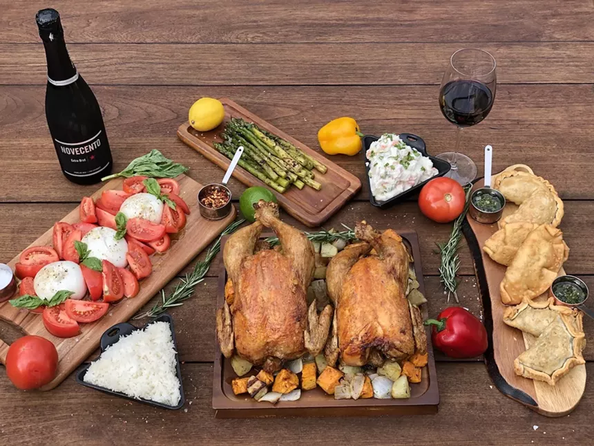 Novecento's Christmas party - PHOTO WITH APPLICATION FROM SUVICHE HOSPITALITY