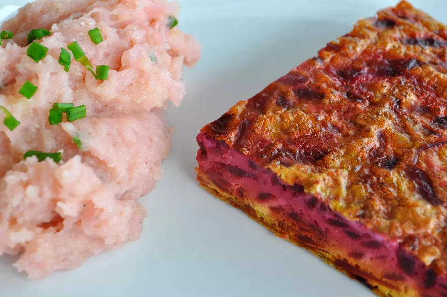 Beet Frittata with mashed potatoes - PHOTO BY SIMONA CARINI