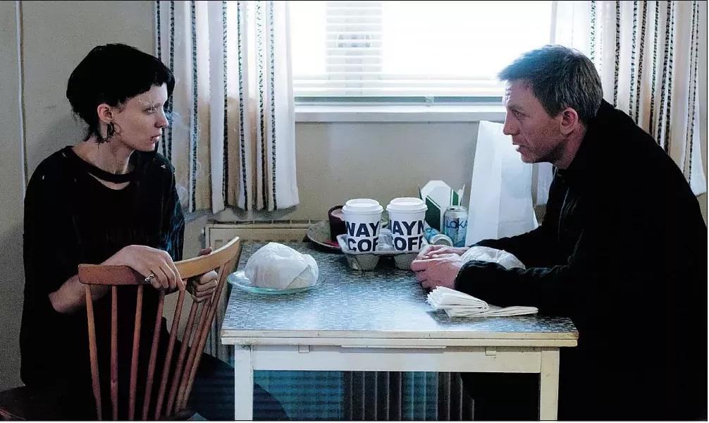 Daniel Craig and Rooney Mara in Tattoo