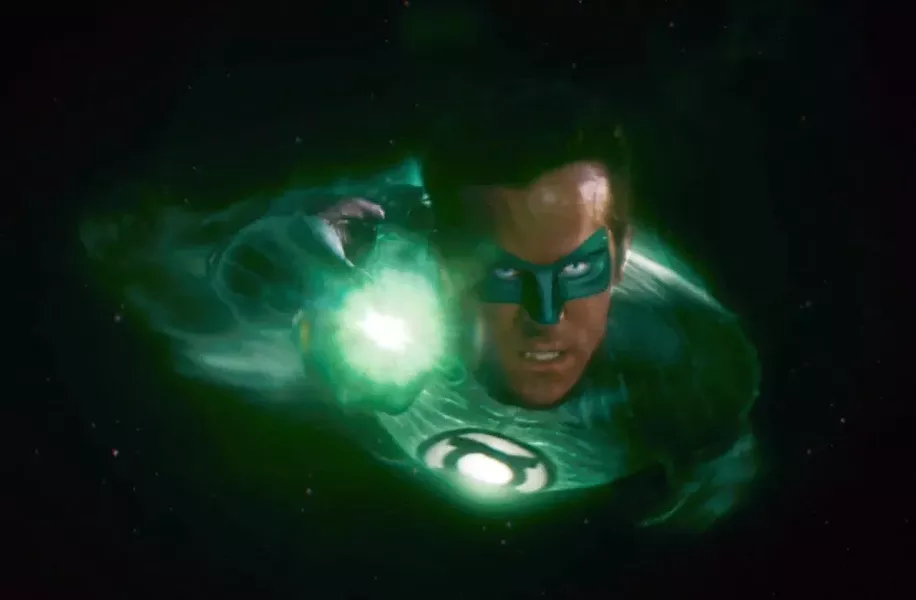 green-lantern.jpg