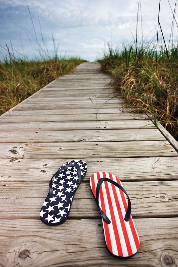 patriotic-flip-flops.jpg