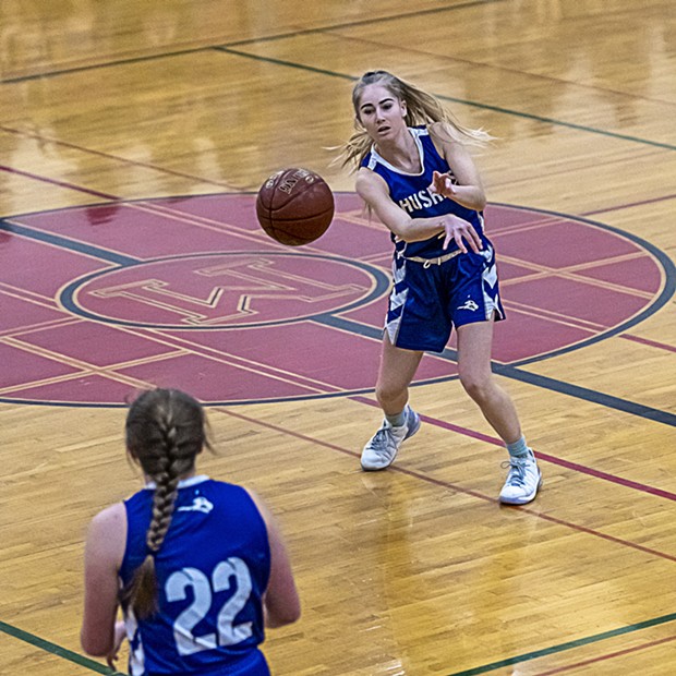 Fortuna High School Husky guard Teal Msotovoy whips the ball to teammate Kylee Fennell in a game earlier this year. - JOSE QUEZADA