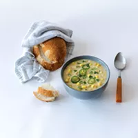 Hearty vegan corn chowder.
