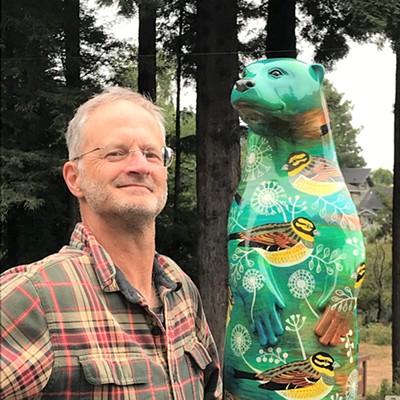 Jeff Black with a piece of otter art.