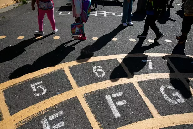 Some Parents Lose Patience Over School Mask Mandate - Vimarsana News