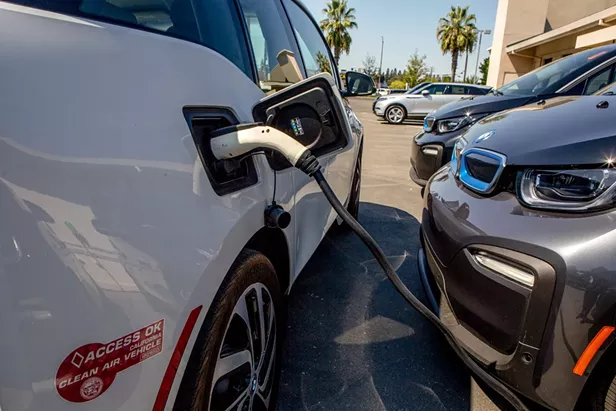 Can Californians Afford Electric Cars? Wait Lists for Rebates are Long and Some Programs have Shut Down - Vimarsana News