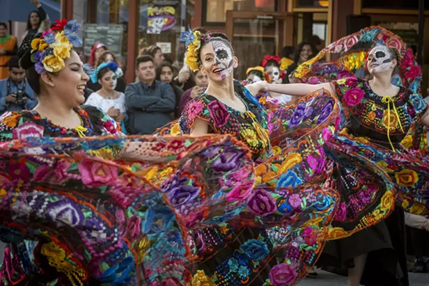 Photos: Dia de los Muertos Celebration - Vimarsana News