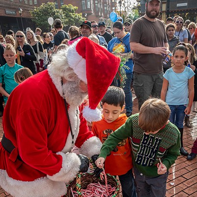 Santa Comes to Old Town for the Snowball Drop