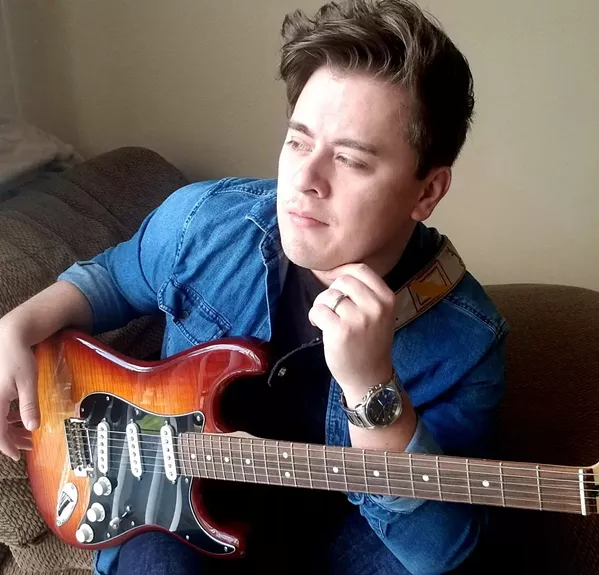 HEAR HERE Singer-songwriter Josh Rosenblum headlines the next SSHH (Singer-Songwriters Heard Here) concert at Puffer’s of Pismo on Oct. 19. - PHOTO COURTESY OF JOSH ROSENBLUM