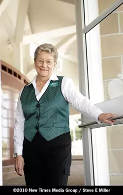BEV EDMINSTON : - PHOTO BY STEVE E. MILLER