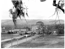 THE DISTANT PAST : E.G. Lewis founded the Colony of Atascadero as a meticulously planned ideological community. This is how Colony Square looked in 1920. - PHOTO COURTESY OF ATASCADERO HISTORICAL SOCIETY