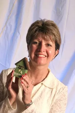 VOLUNTEER: Anita Robinson