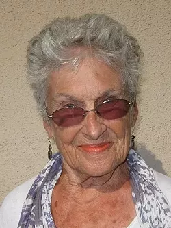 Dorothy Curhan