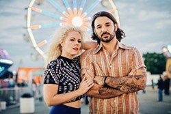 FOOT STOMPIN' FUN Nashville-based American roots duo Smooth Hound Smith plays a free show at Morro Bay's The Siren on Jan. 25. - PHOTO COURTESY OF SMOOTH HOUND SMITH