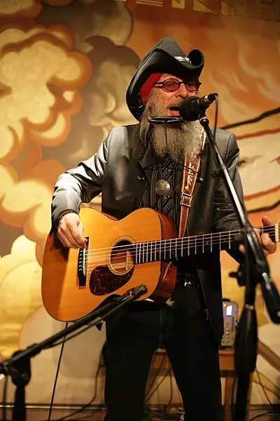 PHOTO BY GLEN STARKEY