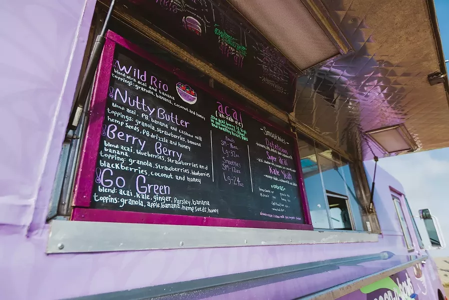 HEALTH HAPPY: Whether you’re into kale and apples or peanut butter and bananas, Spoon-n-Bowls food truck knows how to top your favorite açaí creation. - PHOTO BY KAORI FUNAHASHI