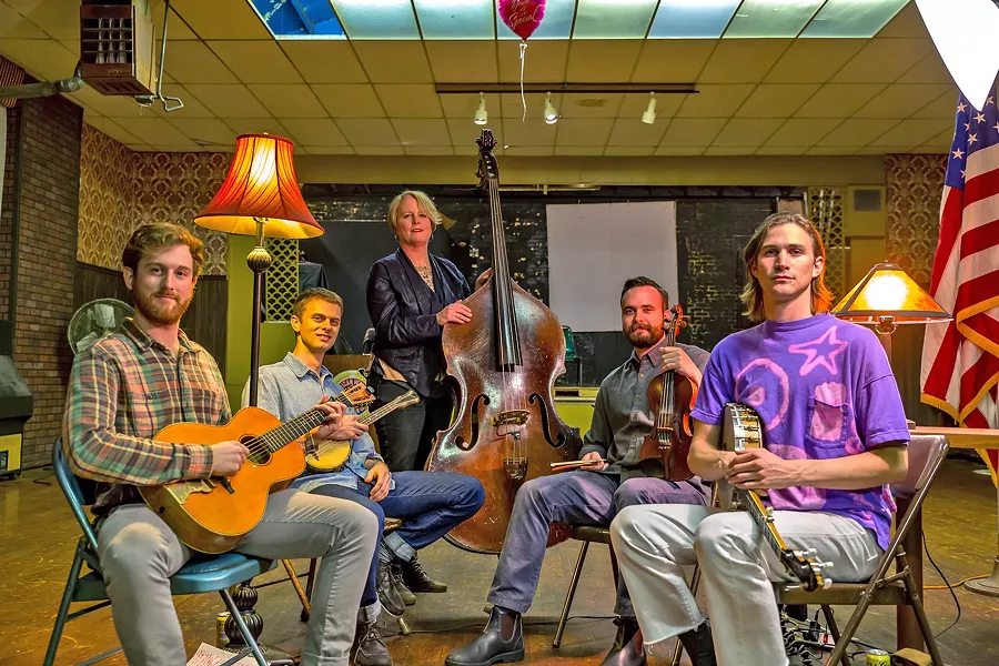 OLD TIMEY STRING BAND The Red Barn Community Music Series presents Echo Mountain String Band in concert on Aug. 5, in Los Osos' Red Barn. - PHOTO COURTESY OF THE ECHO MOUNTAIN STRING BAND