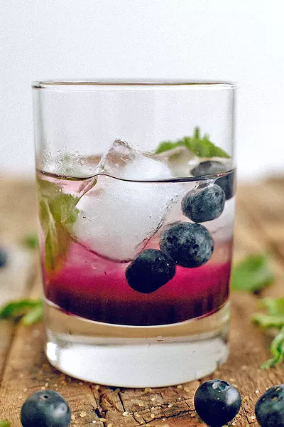 FRESHLY SHAKEN Almost always made with California-grown ingredients, Yes Cocktail Co. of Paso Robles is shaking up summer drinks with ginger citrus, Sriracha lime, grapefruit thyme, hibiscus rose, and other garden fresh flavors. - PHOTOS COURTESY OF YES COCKTAIL CO.
