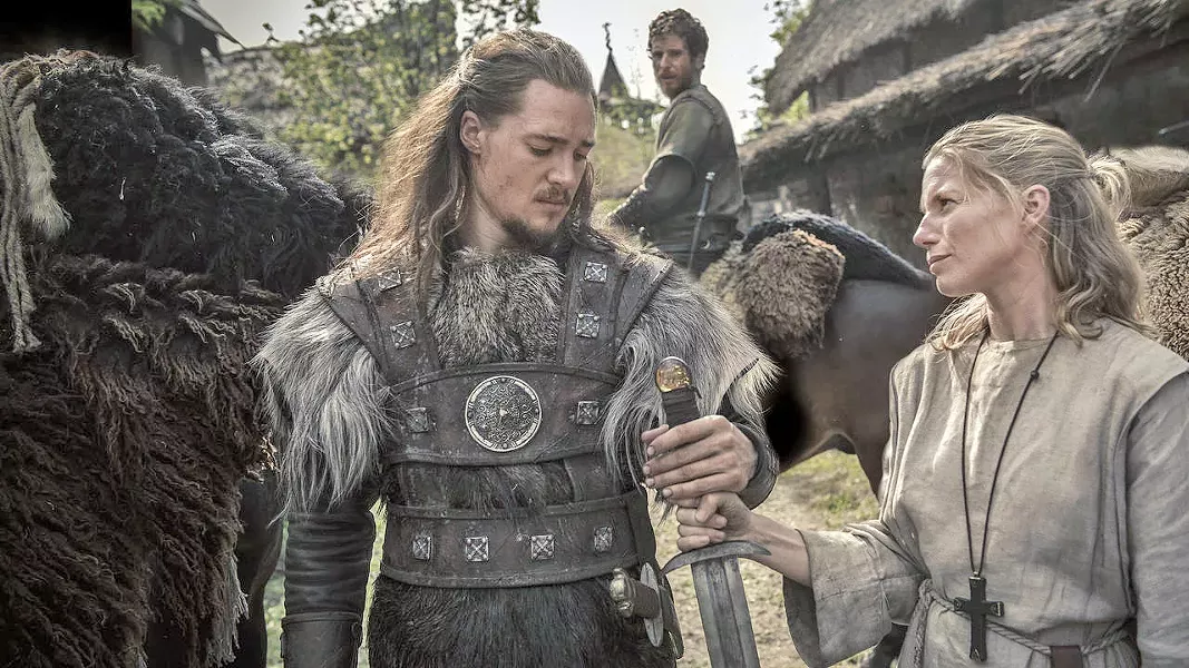 SWORD SWAGGER Saxon prince Uhtred of Bebbanburg (Alexander Dreymon, center) returns to his homeland hoping to reclaim his lordship in Netflix and BBC Two's The Last Kingdom. - PHOTO COURTESY OF NETFLIX