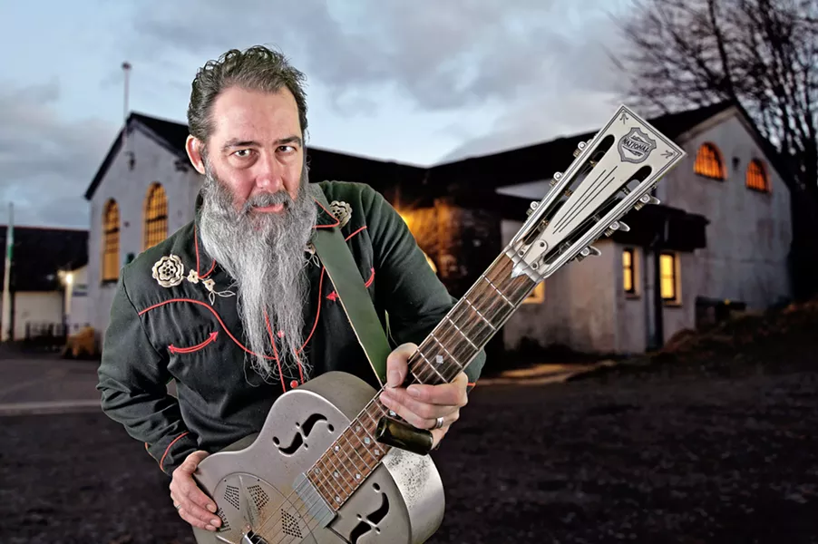 SCOTTISH BLUESMAN Resonator guitar wiz and Delta blues style Scotsman Dave Arcari makes his U.S. West Coast debut on Feb. 2, at The Siren ... for free! - PHOTO COURTESY OF DAVE ARCARI