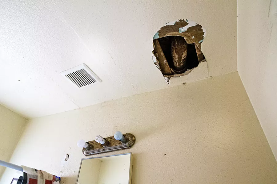 LOOKING FOR SAFETY Grand View tenants who have been living in long-neglected apartments are now on the hunt for a safe and clean place to live. - FILE PHOTO BY JAYSOM MELLOM