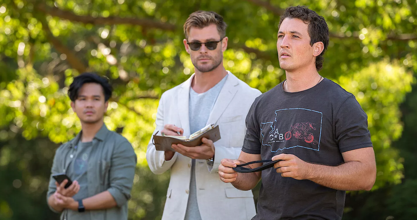 Spiderhead Is A Mixed Bug Movies San Luis Obispo New Times San 