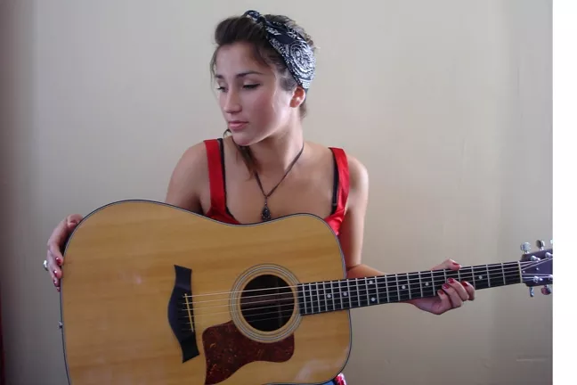 SHE’S BACK: Jade Jackson returns to her old stomping grounds to play with fellow songwriters at The Porch in Santa Margarita on Dec. 22 at 6:30 p.m. - PHOTO BY DON LAMPSON