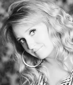 MS. SOUL : Nicolette Hayford of Nashville will share the Steynberg Gallery stage with Jody Mulgrew on Nov. 23. - PHOTO COURTESY OF NICOLETTE HAYFORD