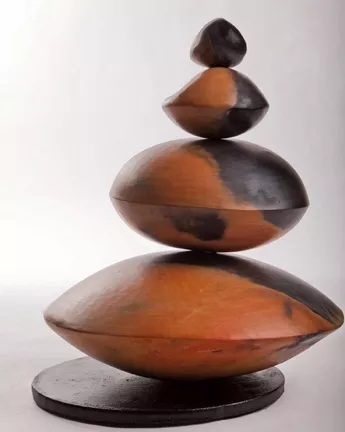 EQUILIBRIO AUTUNNO : The organic forms crafted by Swiss Italian sculptor Simona Bellini harmonize elegantly with di Santo’s nature-inspired watercolors in the Steynberg Gallery exhibit “Stagioni,” Italian for “Seasons.” - ART BY SIMONA BELLINI, PHOTO COURTESY OF STEYNBERG GALLERY
