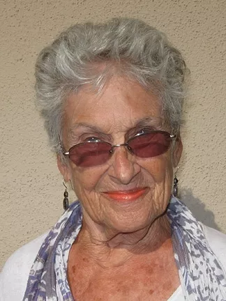Dorothy Curhan