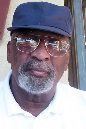 Raymond Graves