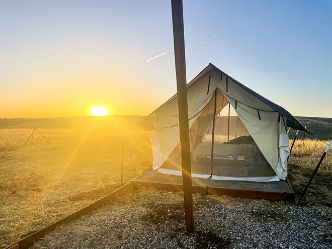 FEATURE: As private camping experiences like Hipcamps grow in popularity and importance, county rules and guidelines lag behind - Vimarsana News