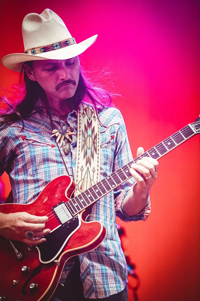 No foolin': Duane Betts brings his Southern rock to SLO Brew Rock April 1 - Vimarsana News