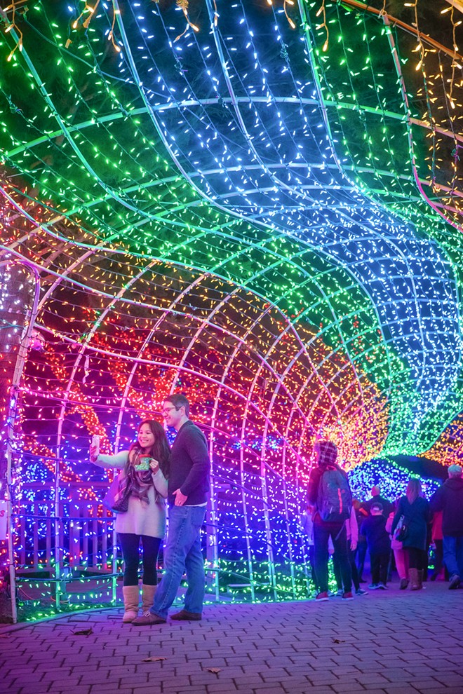 Get festive: The Central Coast puts up holiday cheer every year | San ...