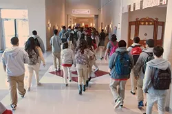 Students-in-Hallway_0005mh.jpg