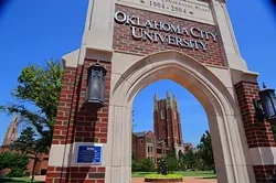 Looking under the Centinnial Plaza arch on the southeast corner of the OCU campus. mh
