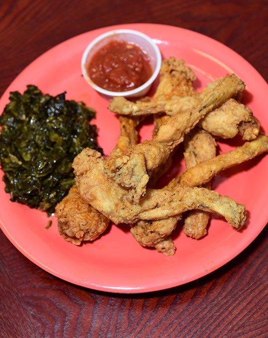 Fried Frog Legs and dipping sauce at C'Est Si Bon, Cajun Catfish and PO-Boys in MWC, 1-5-2015. - MARK HANCOCK