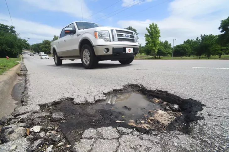 Pot-Hole_2989mh.jpg