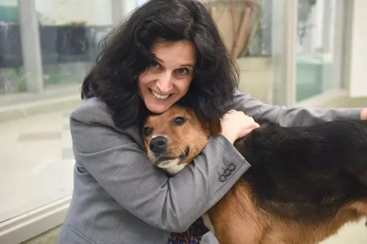 Julie-Bank-Animal-Welfare-Superintendent_1551mh.jpg