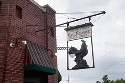 Red Rooster Bar & Grill (Garett Fisbeck)
