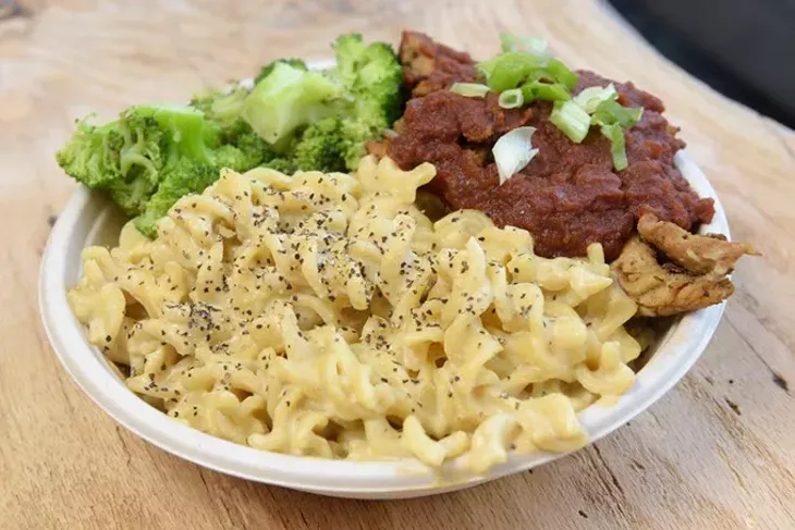 The Down Home Bowl features The Loaded Bowl’s signature cashew mac and cheese. | Photo Garett Fisbeck.