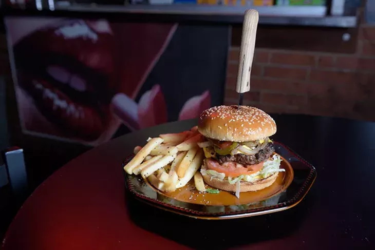 Jalapeño Tex-Mex burger and fries at Red Dog Cafe. (Garett Fisbeck)