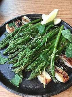 Becker-asparagus-and-onions.jpg