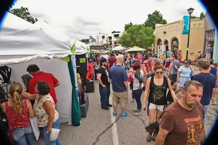 Paseo-Festival-2015-People-and-no-rain_2515mh.jpg
