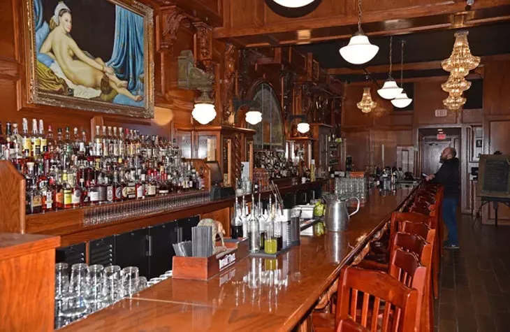 McClintock’s 50-foot bar was built by a local contractor. (Photo Jacob Threadgill)