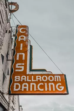 Cain's Ballroom - WIKIMEDIA.COM