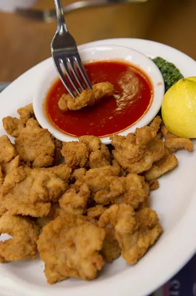Lambfries-at-Cattlemens-4201WEB.jpg