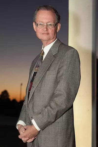 Dr-Bob-Blackburn.jpg