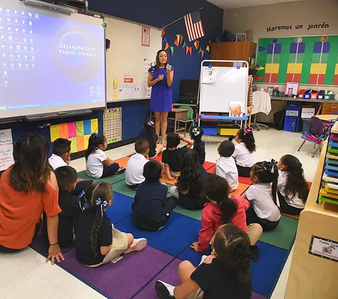 Delilah Jaurez teaches class at Heronville Elementary School. (Mark Hancock)
